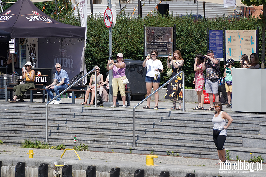 Muzyka wysz�a na ulice. Parada rozpocz�a Elbl�skie �wi�to Muzyki, fot. 18