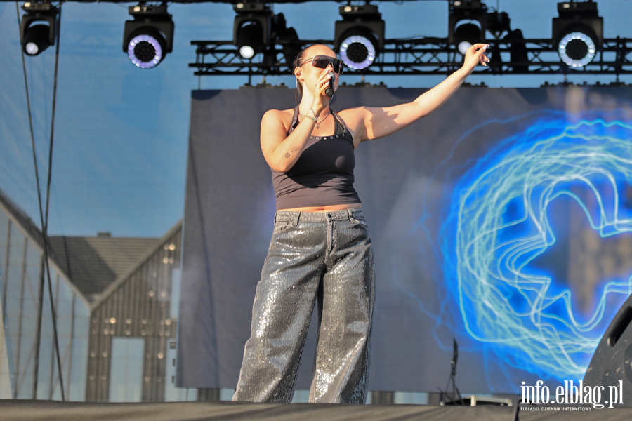 Muzyczne otwarcie Dni Elbl�ga. Anastazja wyst�pi�a na Wyspie Spichrz�w (zdj�cia!), fot. 1