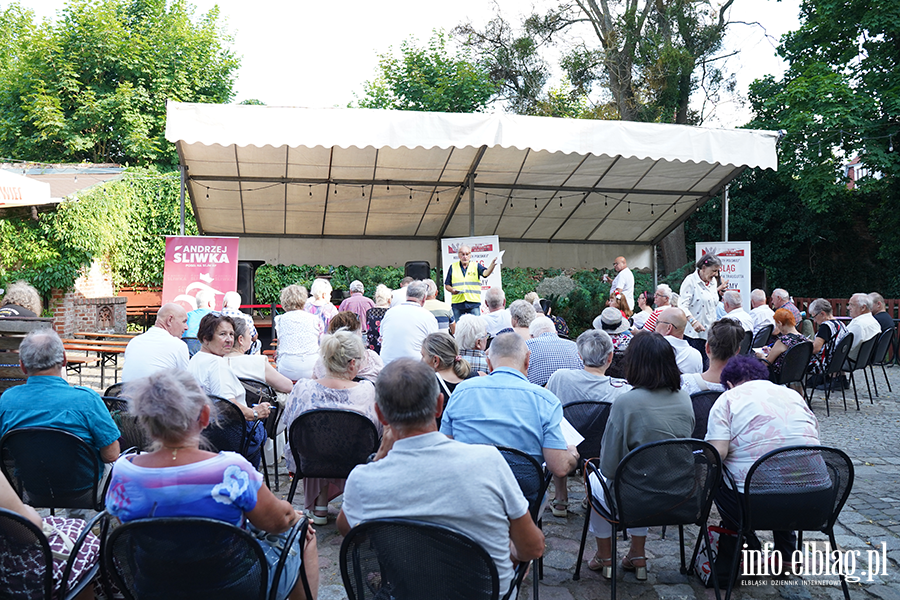 Spotkanie otwarte Andrzeja �liwki - go�� specjalny dr nauk prawnych Oskar Kida, fot. 1