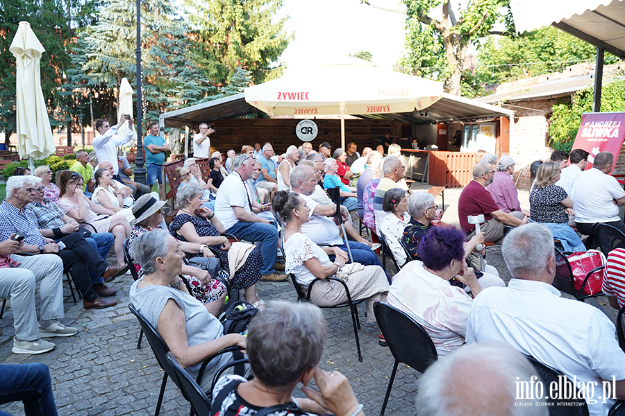 Spotkanie otwarte Andrzeja �liwki - go�� specjalny dr nauk prawnych Oskar Kida, fot. 9