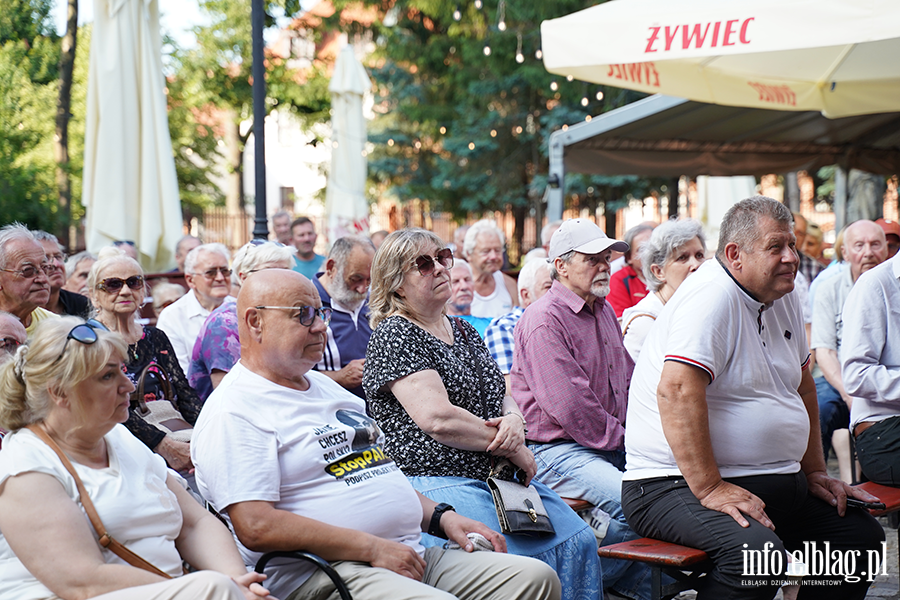 Spotkanie otwarte Andrzeja �liwki - go�� specjalny dr nauk prawnych Oskar Kida, fot. 19