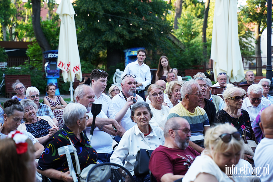 Spotkanie otwarte Andrzeja �liwki - go�� specjalny dr nauk prawnych Oskar Kida, fot. 43