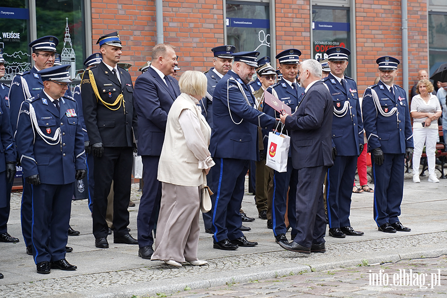 �wi�to Policji, fot. 40