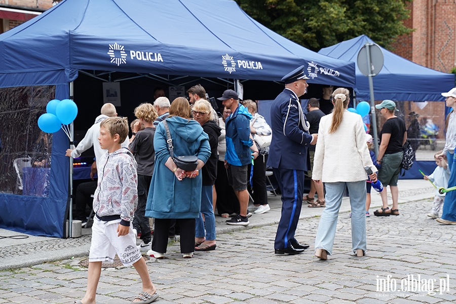 �wi�to Policji, fot. 93