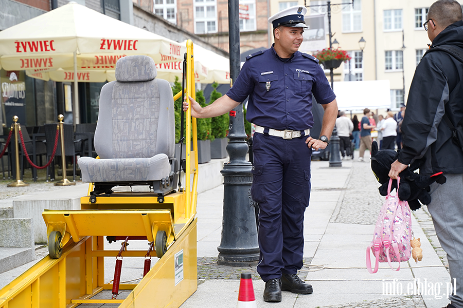 �wi�to Policji, fot. 102