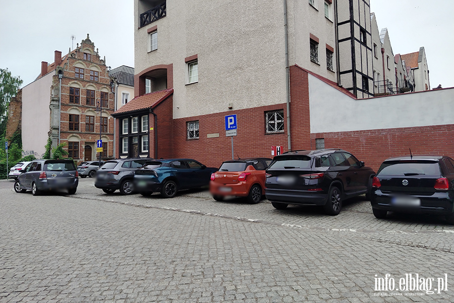Mistrzowie Parkowania w Elbl�gu (cz�� 486), fot. 3