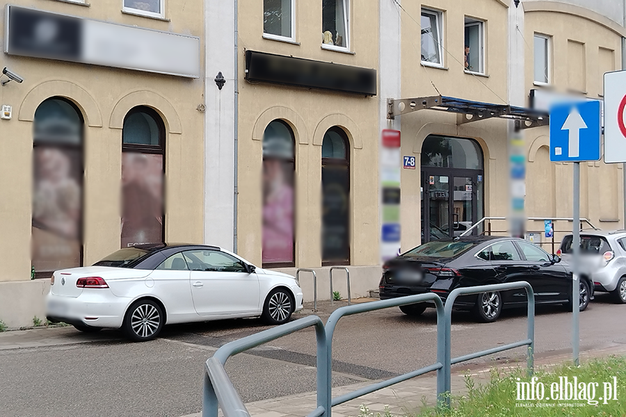 Mistrzowie Parkowania w Elbl�gu (cz�� 487), fot. 2