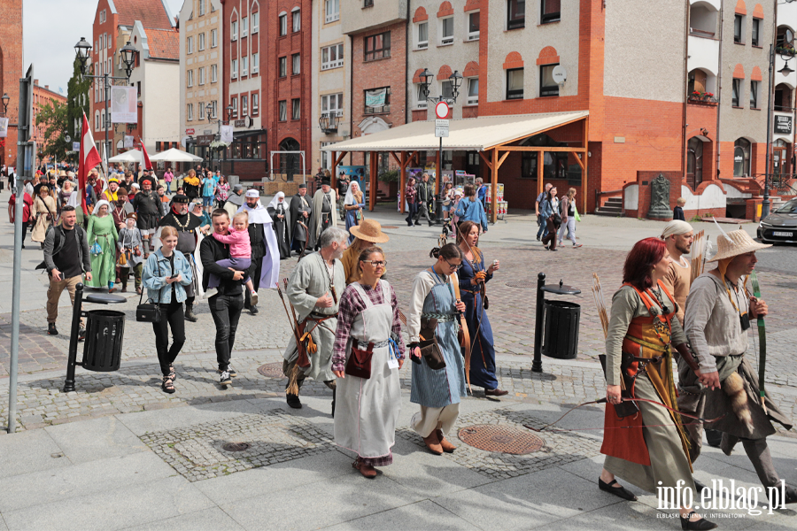 Parada, rycerze i �redniowieczny jarmark. Turniej w Elbl�gu (zobacz zdj�cia), fot. 19