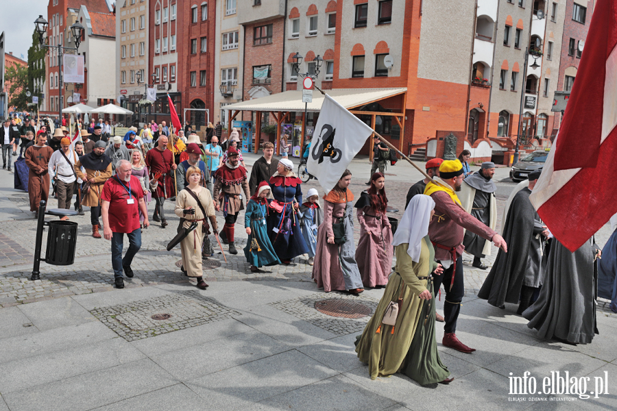 Parada, rycerze i �redniowieczny jarmark. Turniej w Elbl�gu (zobacz zdj�cia), fot. 21
