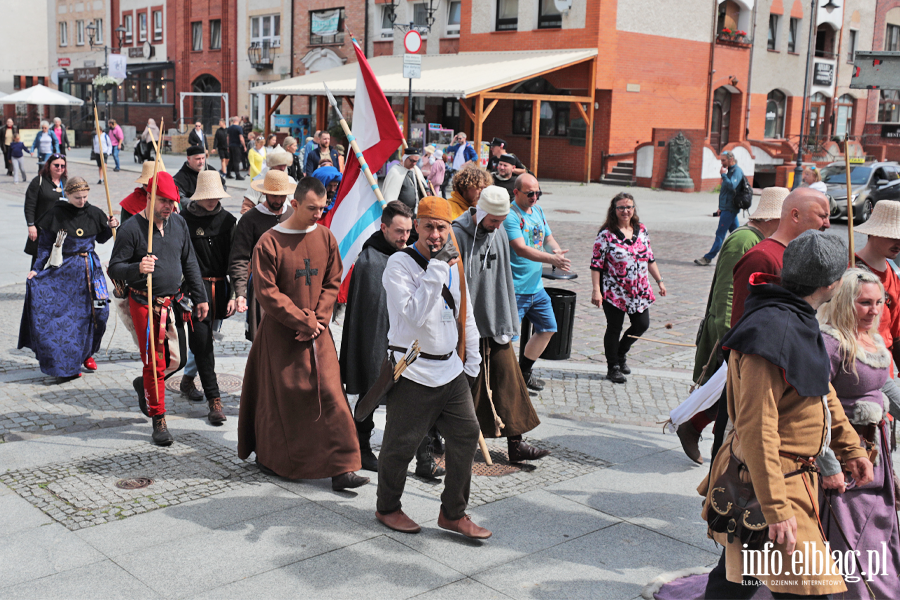 Parada, rycerze i �redniowieczny jarmark. Turniej w Elbl�gu (zobacz zdj�cia), fot. 22