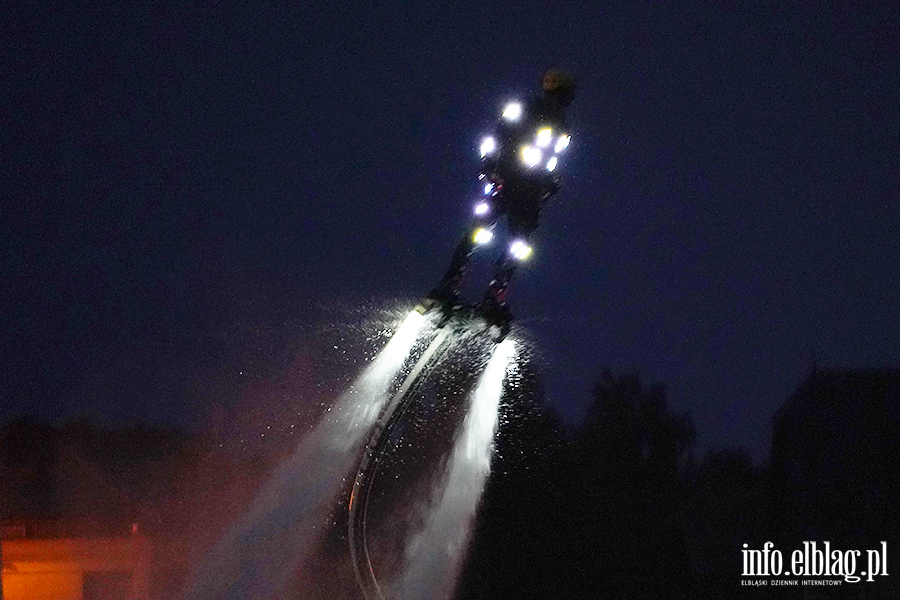 Spektakl nad wod� na zako�czenie Festiwalu Sport�w Wodnych, fot. 7