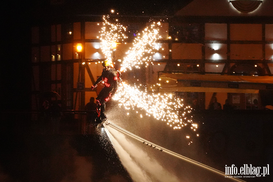 Spektakl nad wod� na zako�czenie Festiwalu Sport�w Wodnych, fot. 17