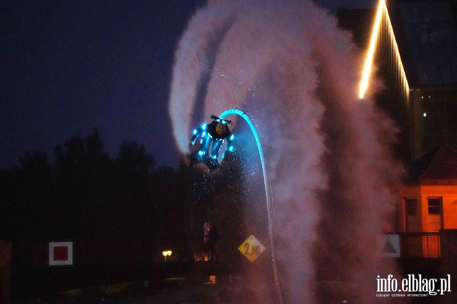 Spektakl nad wod� na zako�czenie Festiwalu Sport�w Wodnych, fot. 23