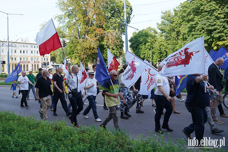 Grzegorz Braun i marsz Polska za Pokojem w Elbl�gu, fot. 42