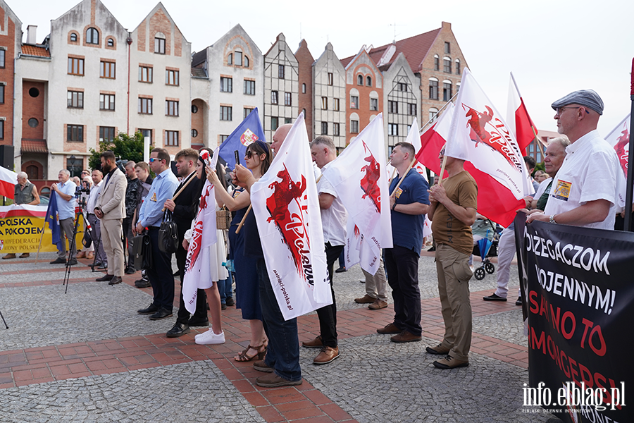 Grzegorz Braun i marsz Polska za Pokojem w Elbl�gu, fot. 86