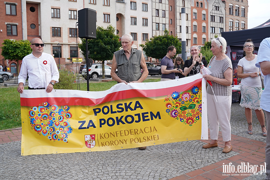 Grzegorz Braun i marsz Polska za Pokojem w Elbl�gu, fot. 114