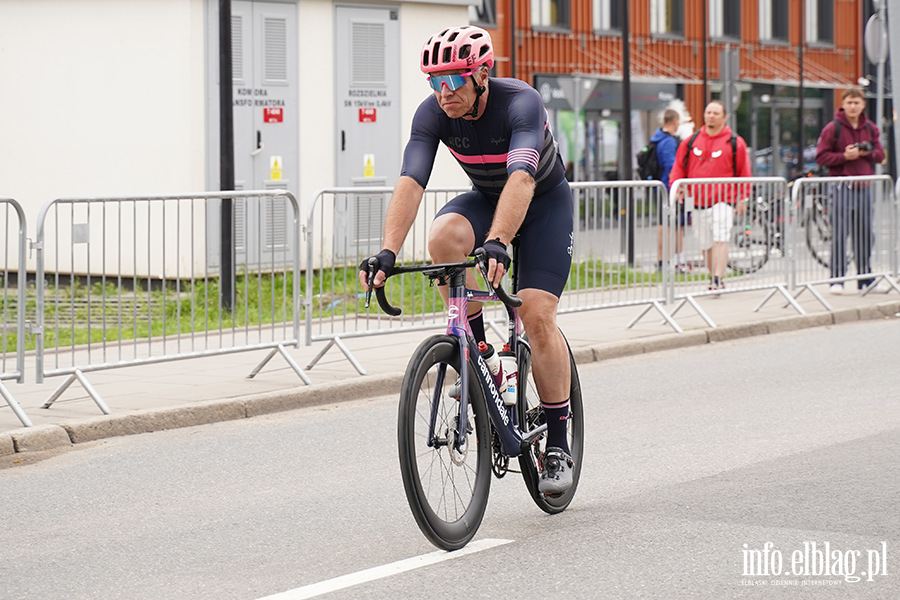 Kolarskie emocje w Elbl�gu. Druga edycja Road Race, fot. 8