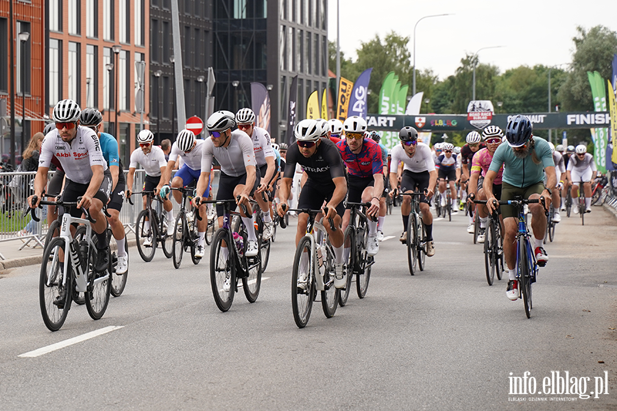 Kolarskie emocje w Elbl�gu. Druga edycja Road Race, fot. 15