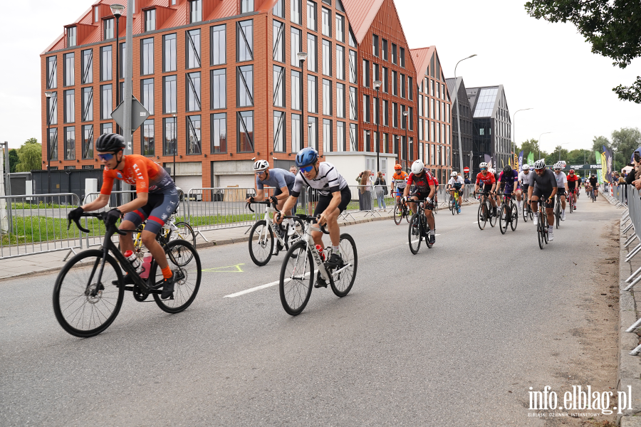 Kolarskie emocje w Elbl�gu. Druga edycja Road Race, fot. 26