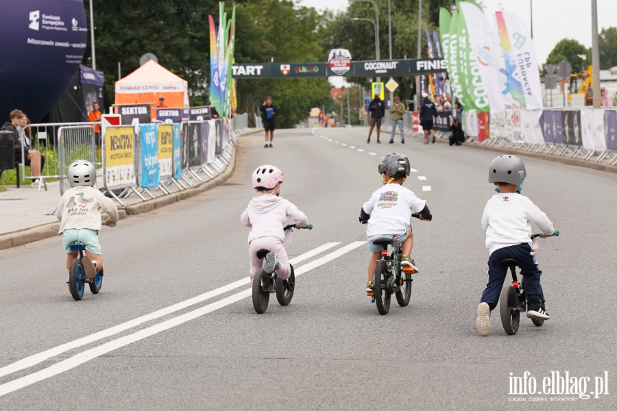 Kolarskie emocje w Elbl�gu. Druga edycja Road Race, fot. 43