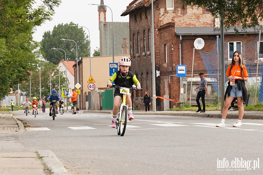 Kolarskie emocje w Elbl�gu. Druga edycja Road Race, fot. 53