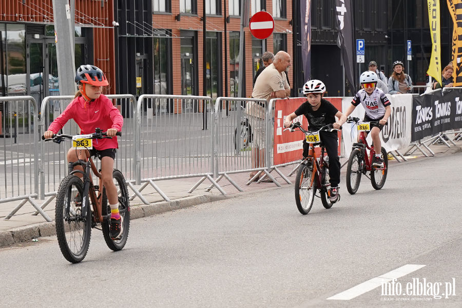Kolarskie emocje w Elbl�gu. Druga edycja Road Race, fot. 64