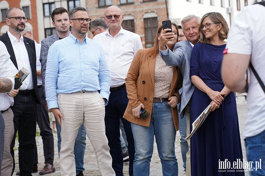  Letnia trasa Lewicy - konferencja z udzia�em Marsza�ka Sejmu W�odzimierza Czarzastego, fot. 5