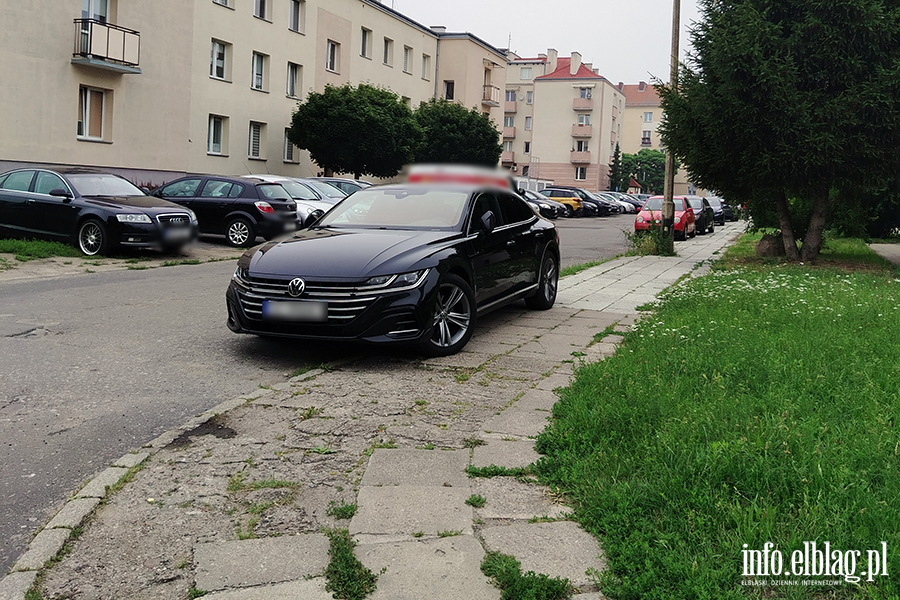 Mistrzowie Parkowania w Elbl�gu (cz�� 491), fot. 4