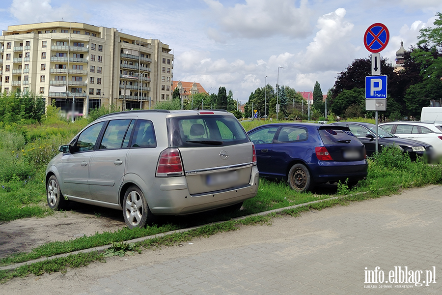 Mistrzowie Parkowania w Elbl�gu (cz�� 491), fot. 11