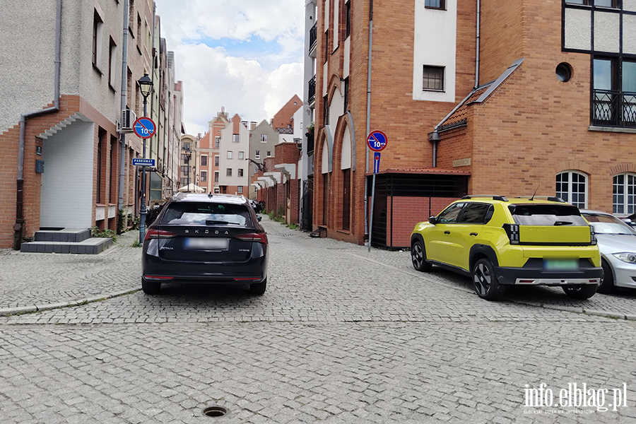 Mistrzowie Parkowania w Elbl�gu (cz�� 492), fot. 6