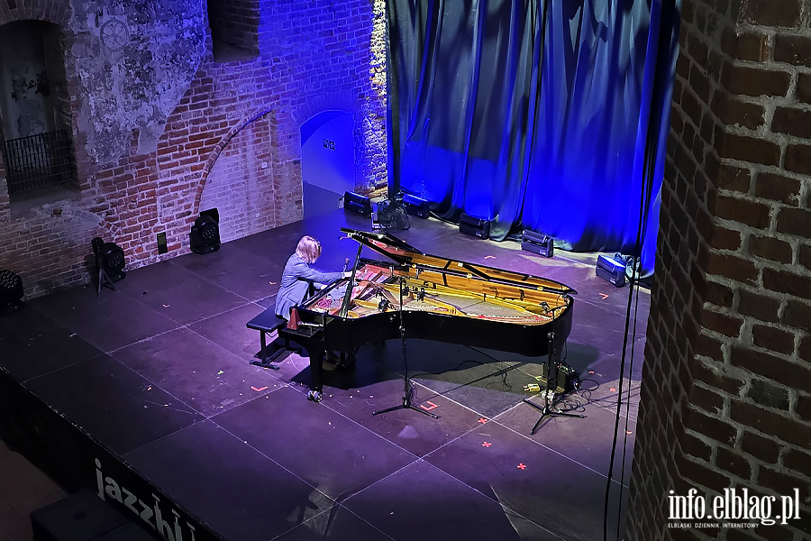 Fina�owy wiecz�r XII Festiwalu Jazzbl�g. Leszek Mo�d�er na scenie , fot. 14