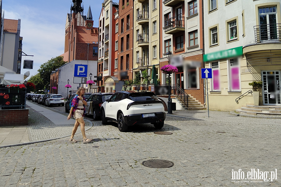 Mistrzowie Parkowania w Elbl�gu (cz�� 497), fot. 2