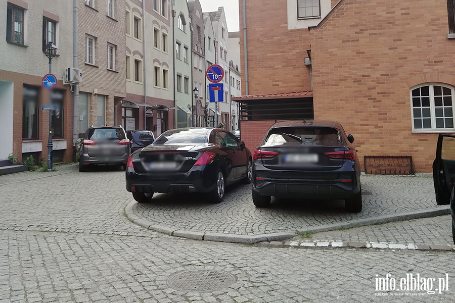 Mistrzowie Parkowania w Elbl�gu (cz�� 498), fot. 10
