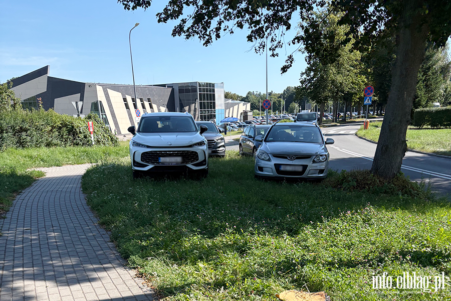 Mistrzowie Parkowania w Elbl�gu (cz�� 499), fot. 8