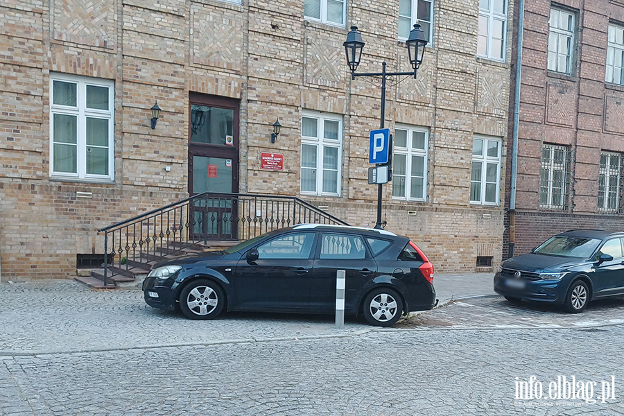 Mistrzowie Parkowania w Elbl�gu (cz�� 500), fot. 2