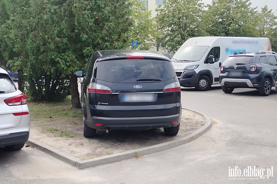 Mistrzowie Parkowania w Elbl�gu (cz�� 500), fot. 9