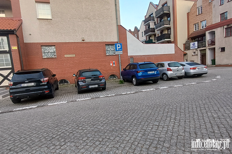 Mistrzowie Parkowania w Elbl�gu (cz�� 501), fot. 3