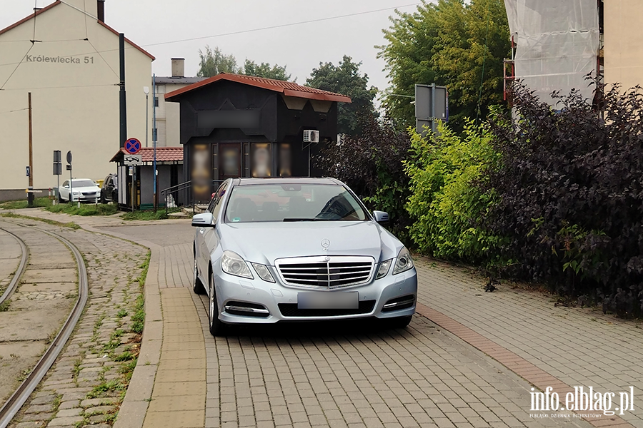 Mistrzowie Parkowania w Elbl�gu (cz�� 503), fot. 3