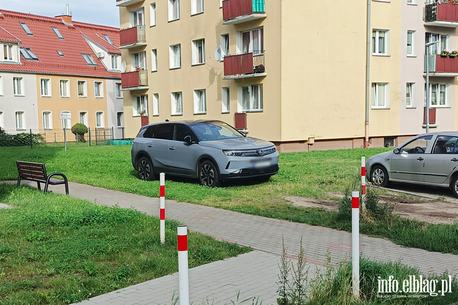 Mistrzowie Parkowania w Elbl�gu (cz�� 504), fot. 2