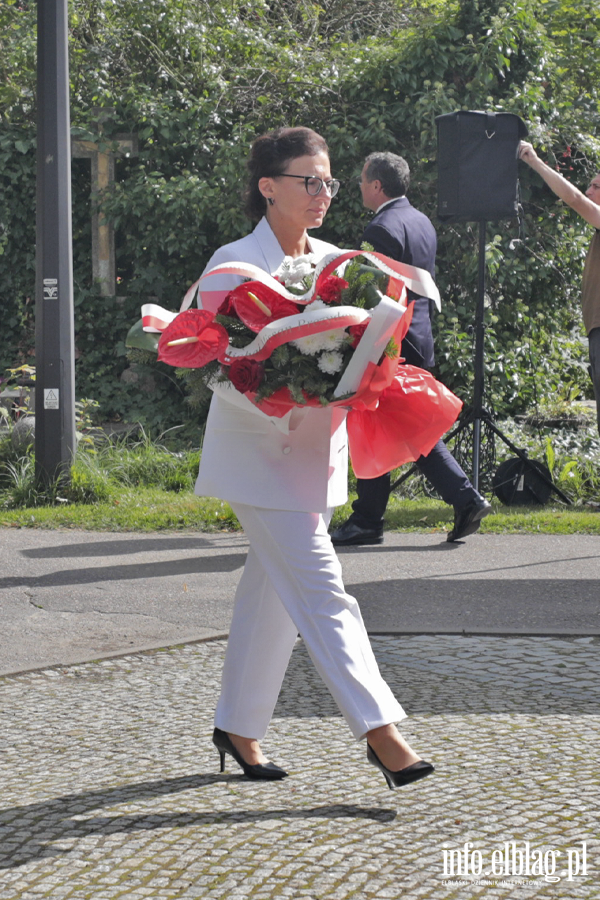 87. rocznica wybuchu II wojny �wiatowej. Elbl�g uczci� pami�� ofiar (zdj�cia!), fot. 15
