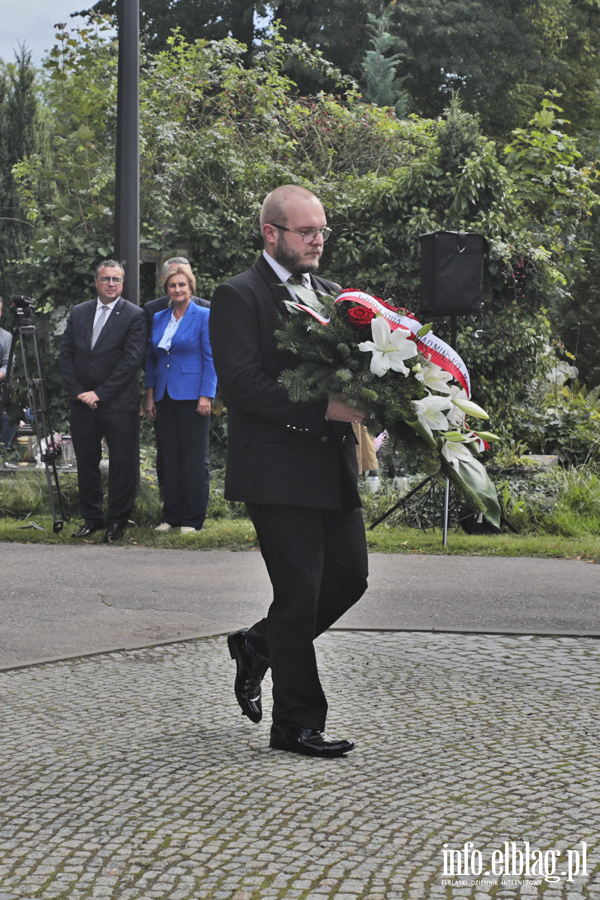 87. rocznica wybuchu II wojny �wiatowej. Elbl�g uczci� pami�� ofiar (zdj�cia!), fot. 18