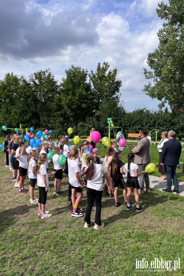 Si�ownia plenerowa przy SP 9 i plac zabawy przy SP 18 oficjalnie otwarte!, fot. 3
