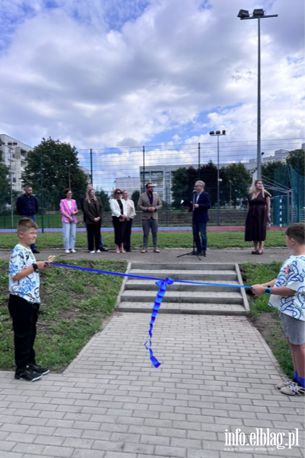 Si�ownia plenerowa przy SP 9 i plac zabawy przy SP 18 oficjalnie otwarte!, fot. 7