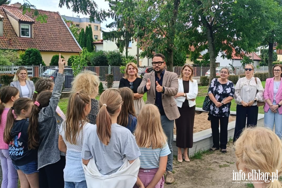 Si�ownia plenerowa przy SP 9 i plac zabawy przy SP 18 oficjalnie otwarte!, fot. 12