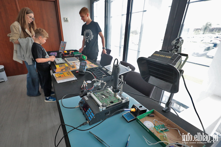 VIII Rodzinny Piknik Nauki i Techniki. Eksperymenty, technologie i wiele innych atrakcji (zdj�cia!), fot. 14