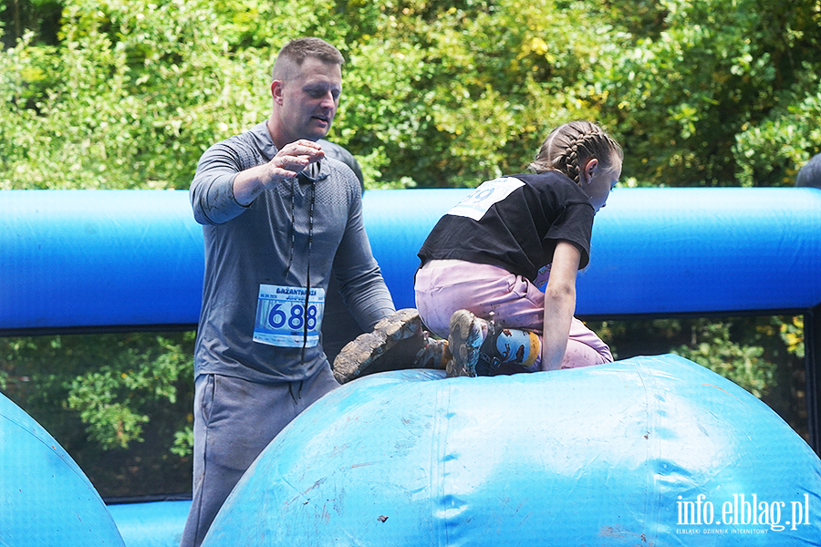 Ba�antarnia zamieni�a si� w tor przeszk�d. Jump&Run za nami, fot. 32
