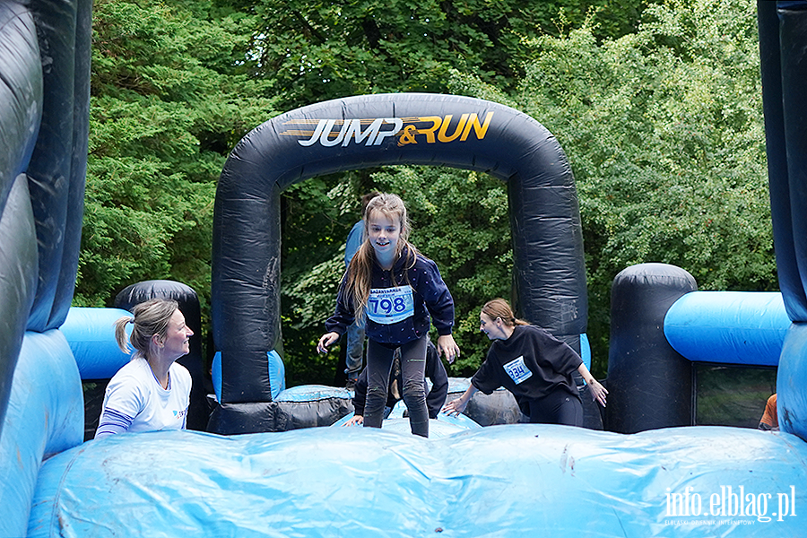 Ba�antarnia zamieni�a si� w tor przeszk�d. Jump&Run za nami, fot. 36