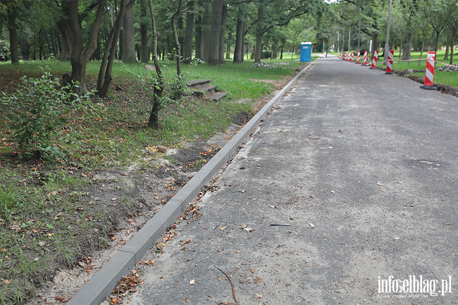 Elbl��anie zadecyduj�, czy Park Modrzewie przejdzie modernizacj�. Inwestycj� wyceniono na 770 tys. z�, fot. 5