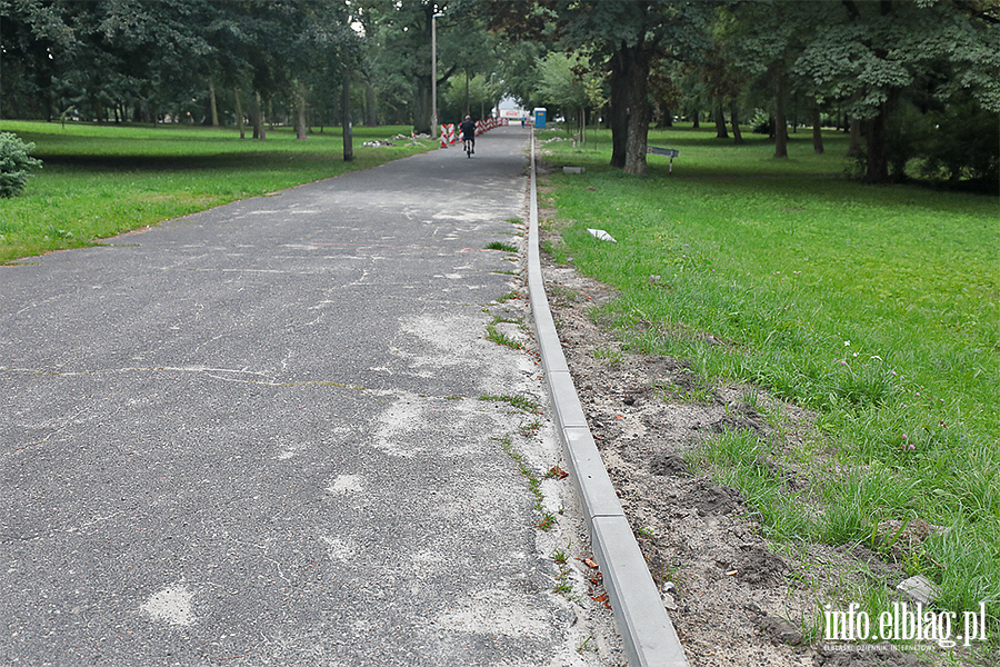 Elbl��anie zadecyduj�, czy Park Modrzewie przejdzie modernizacj�. Inwestycj� wyceniono na 770 tys. z�, fot. 8