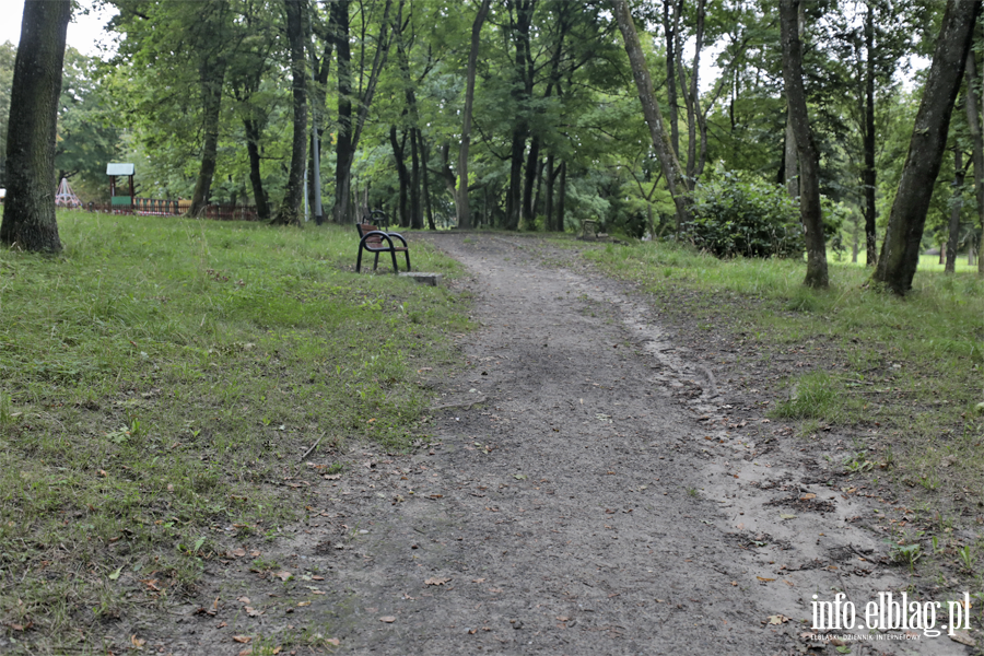 Elbl��anie zadecyduj�, czy Park Modrzewie przejdzie modernizacj�. Inwestycj� wyceniono na 770 tys. z�, fot. 12